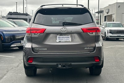 2018 Toyota Highlander SE