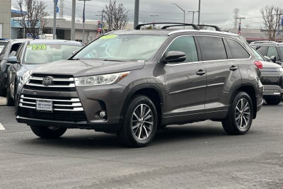 2018 Toyota Highlander SE