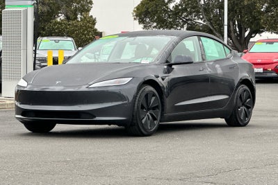 2025 Tesla Model 3 Long Range