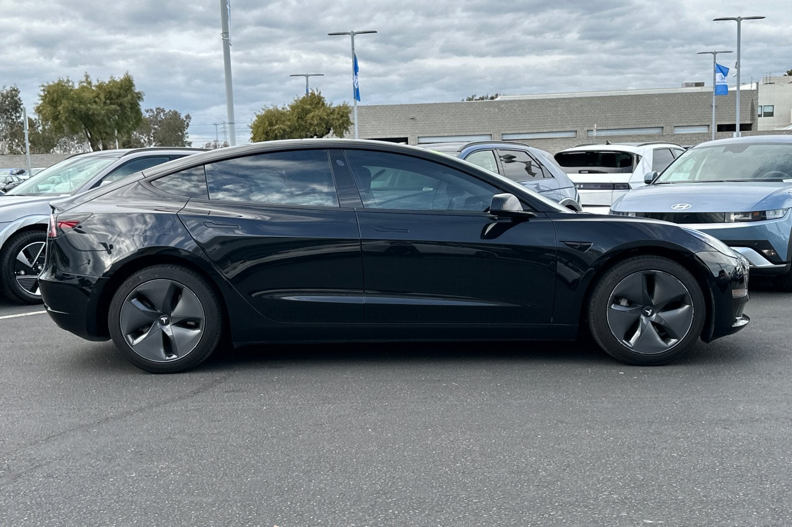 Used 2021 Tesla Model 3 Base with VIN 5YJ3E1EAXMF991382 for sale in Fremont, CA