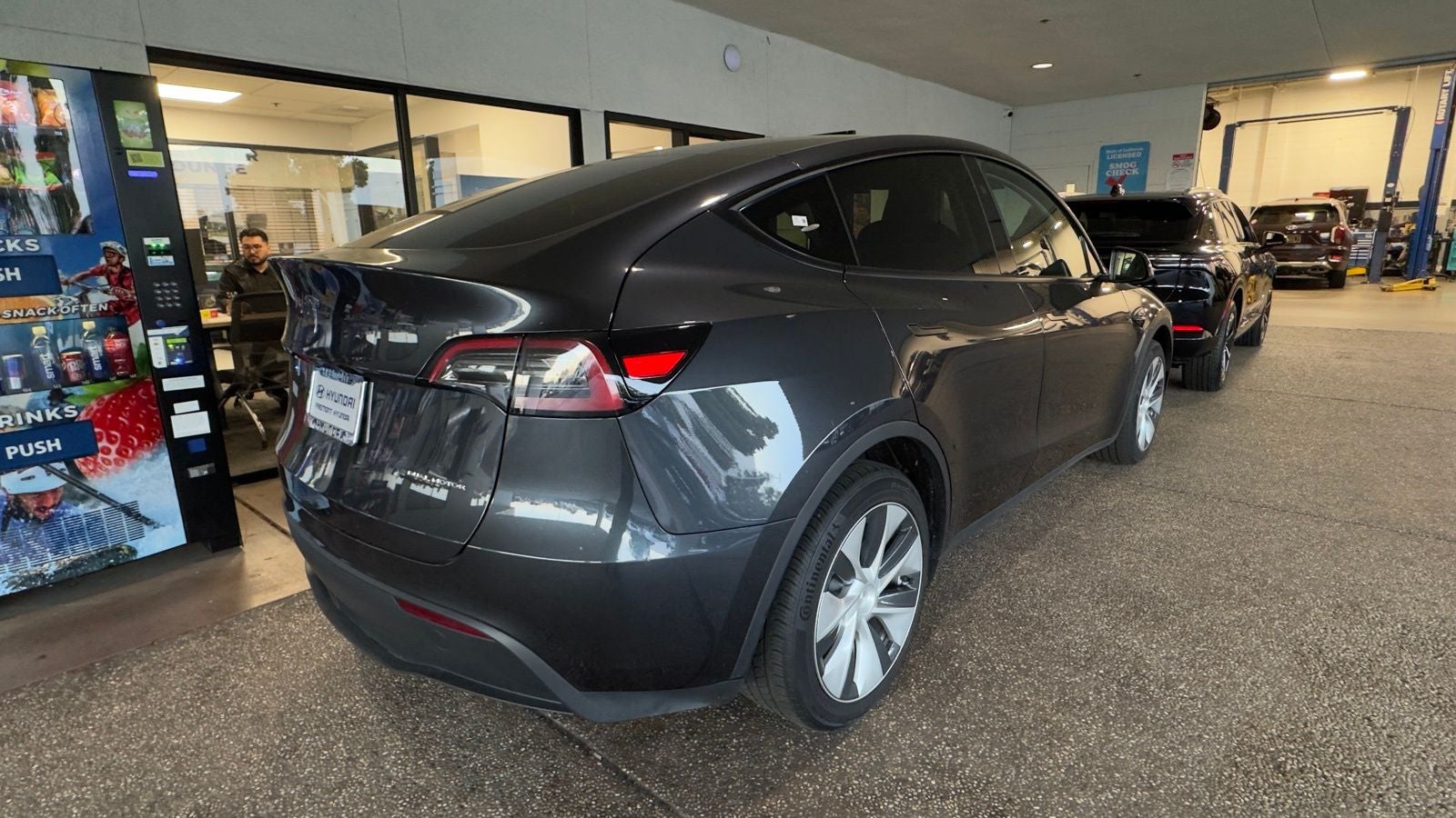 Used 2024 Tesla Model Y Long Range with VIN 7SAYGDEEXRF025600 for sale in Fremont, CA