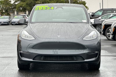 2024 Tesla Model Y Long Range