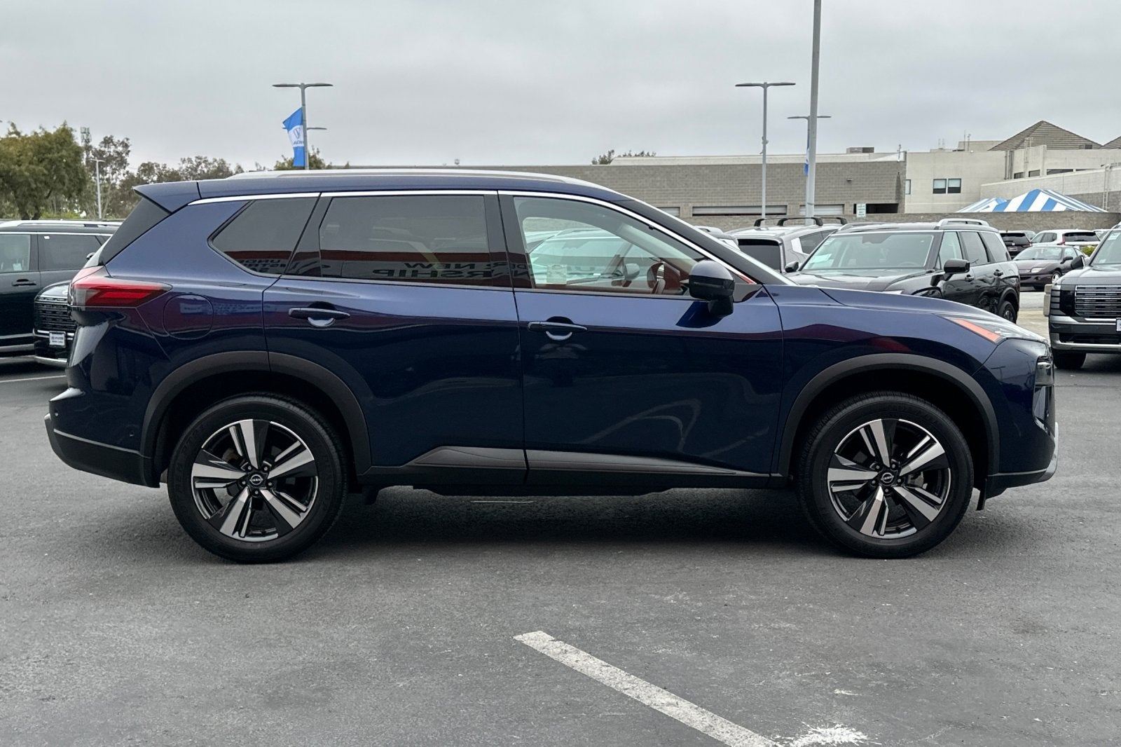 2025 Nissan Rogue SL