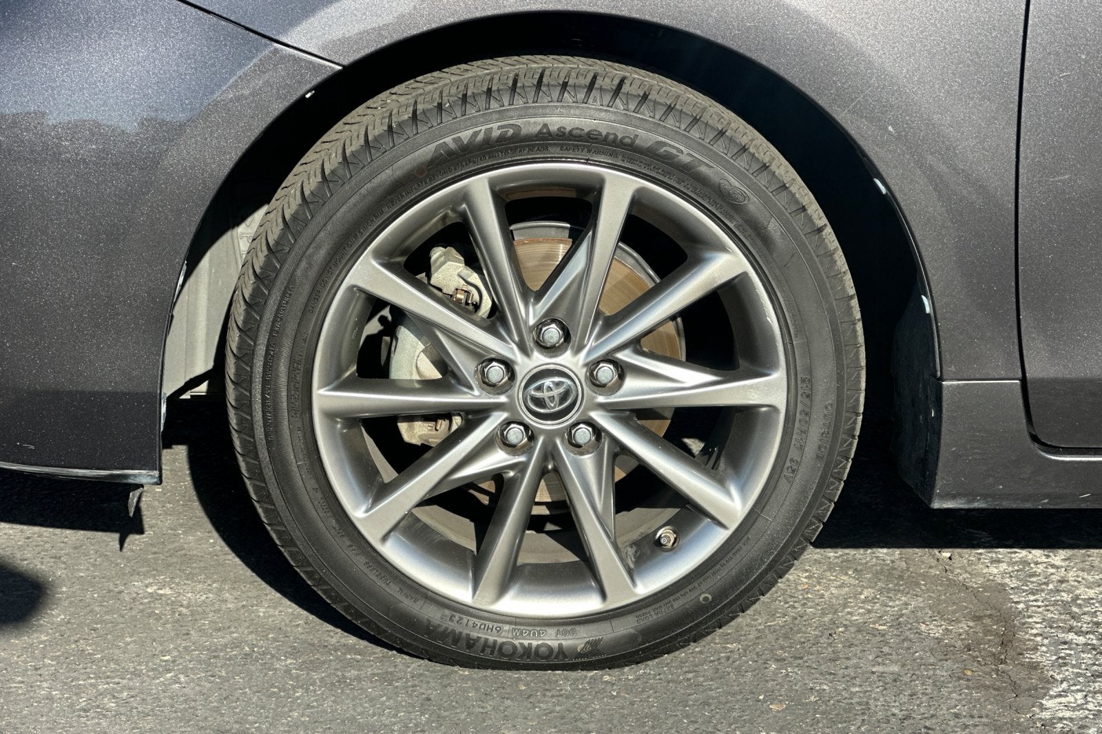 2016 Toyota Prius v Five