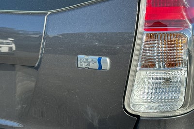 2016 Toyota Prius v Five