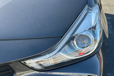 2016 Toyota Prius v Five