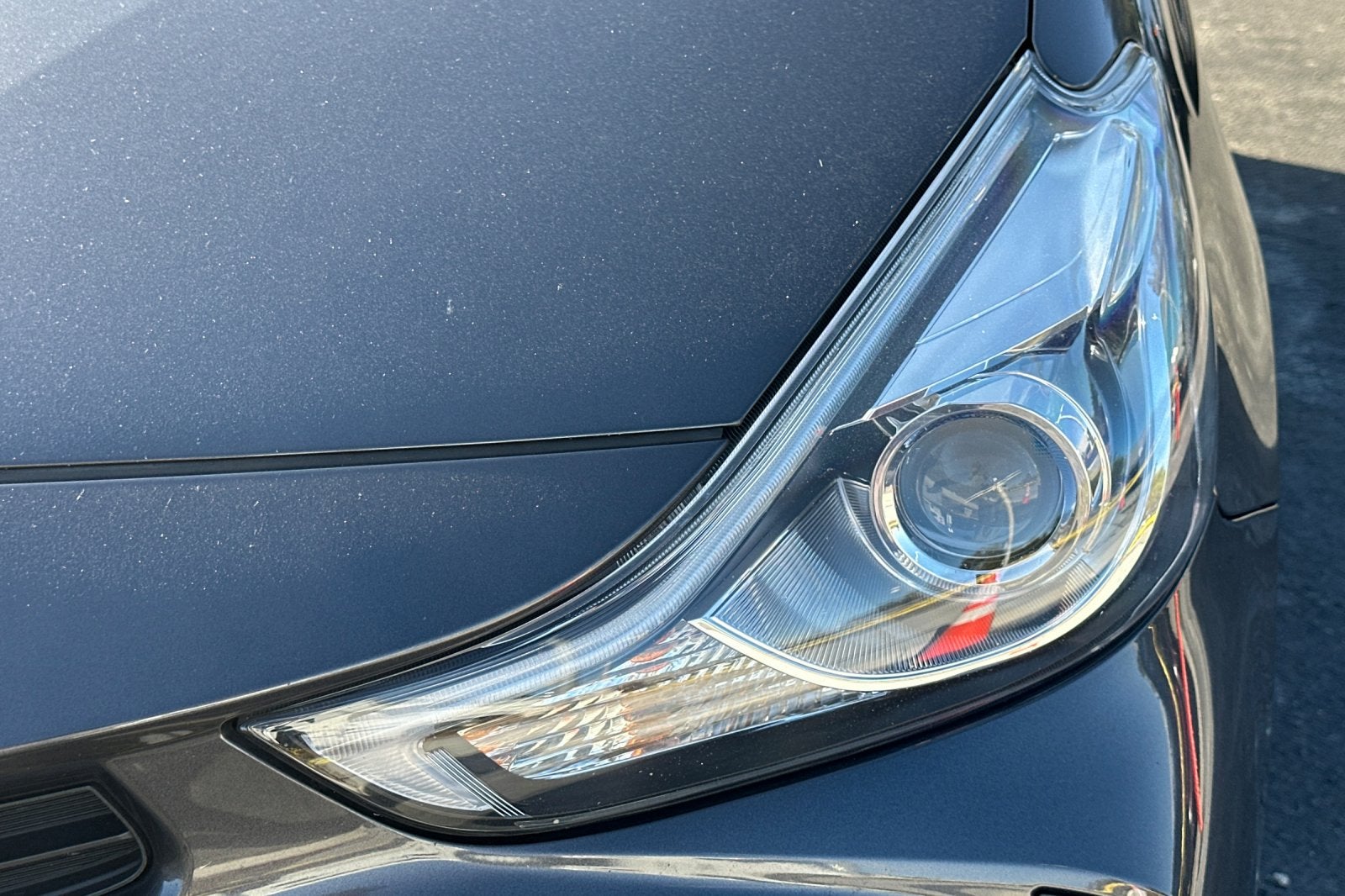 2016 Toyota Prius v Five