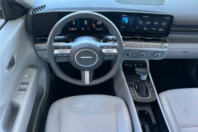 2026 Hyundai KONA SE