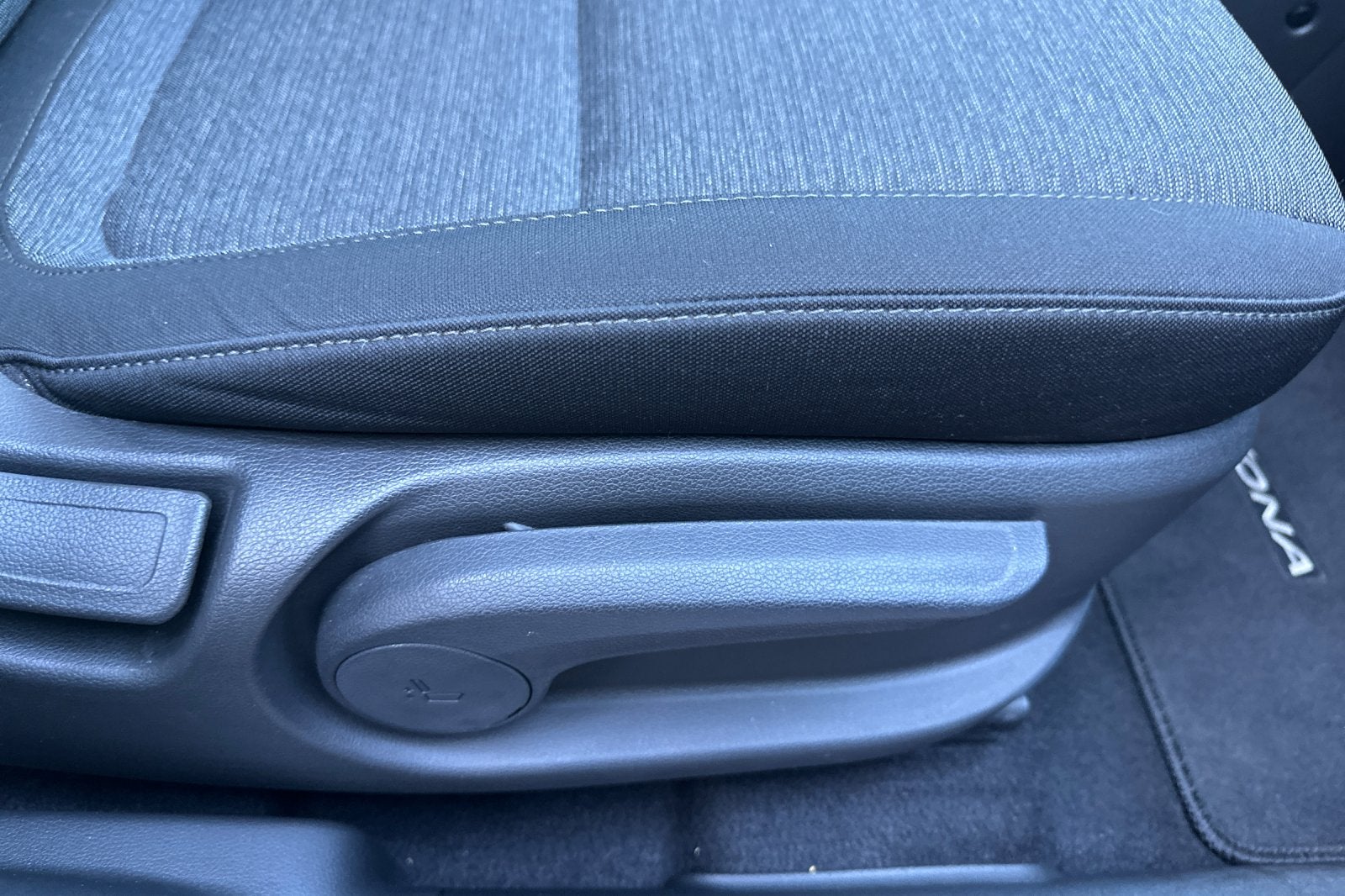 2022 Hyundai KONA ELECTRIC SEL