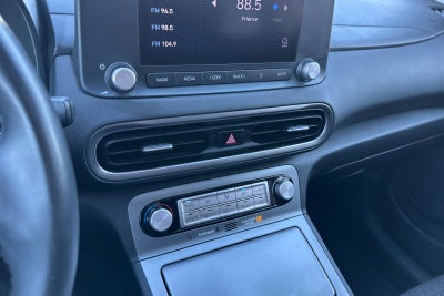 2022 Hyundai KONA ELECTRIC SEL