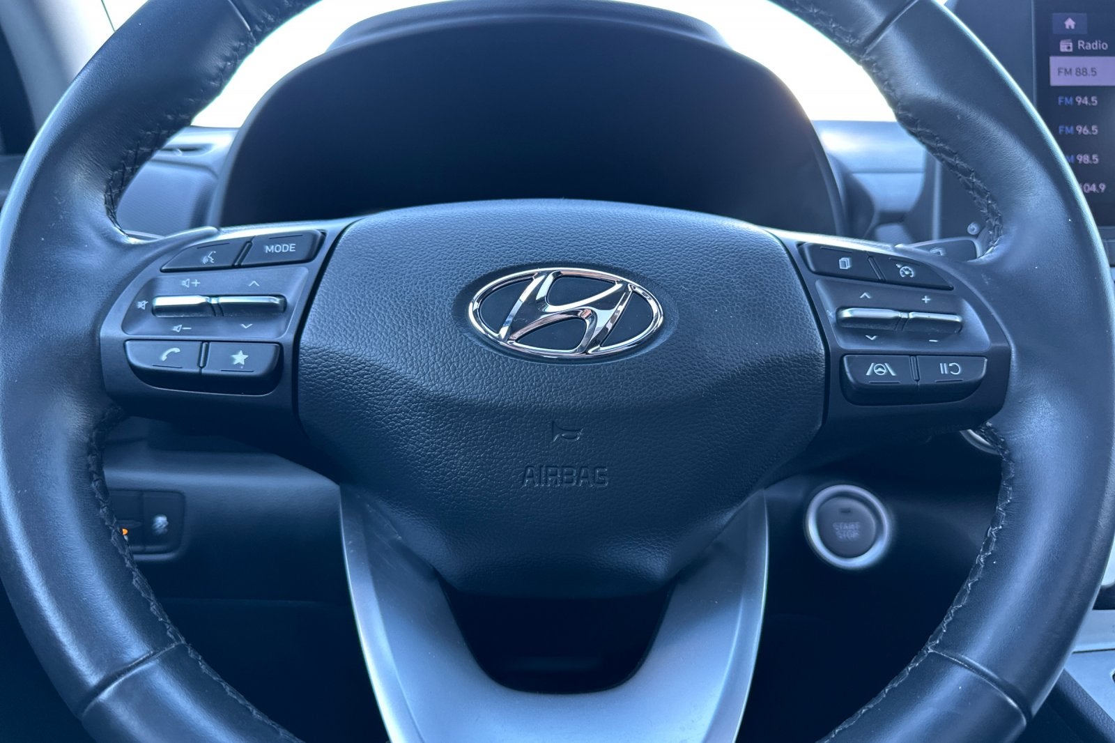 2022 Hyundai KONA ELECTRIC SEL