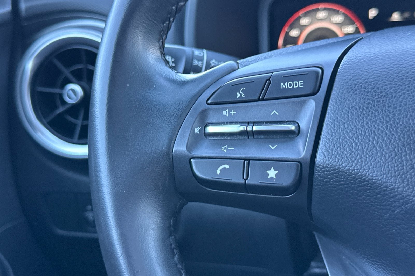 2022 Hyundai KONA ELECTRIC SEL