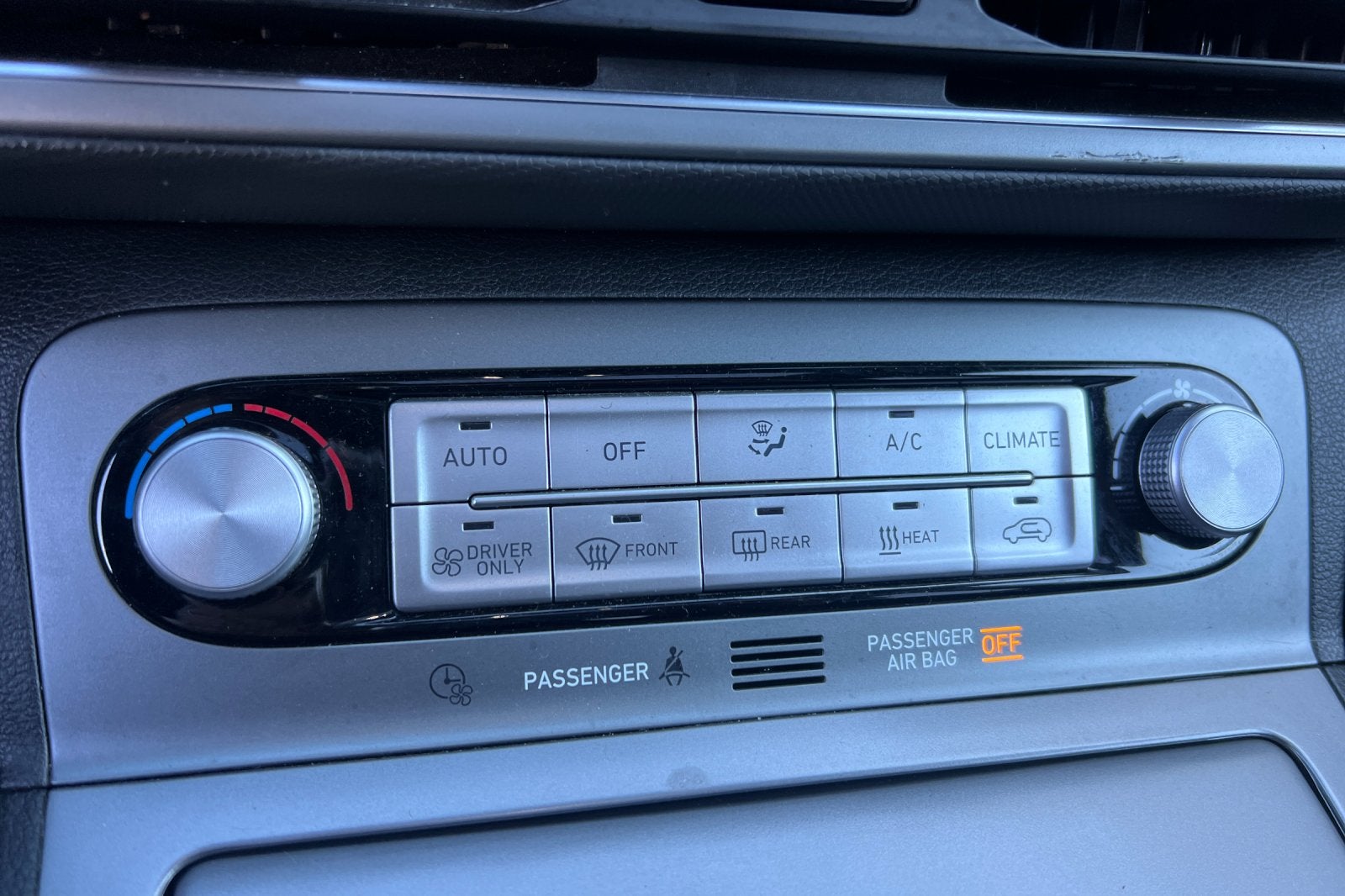 2023 Hyundai KONA ELECTRIC SEL