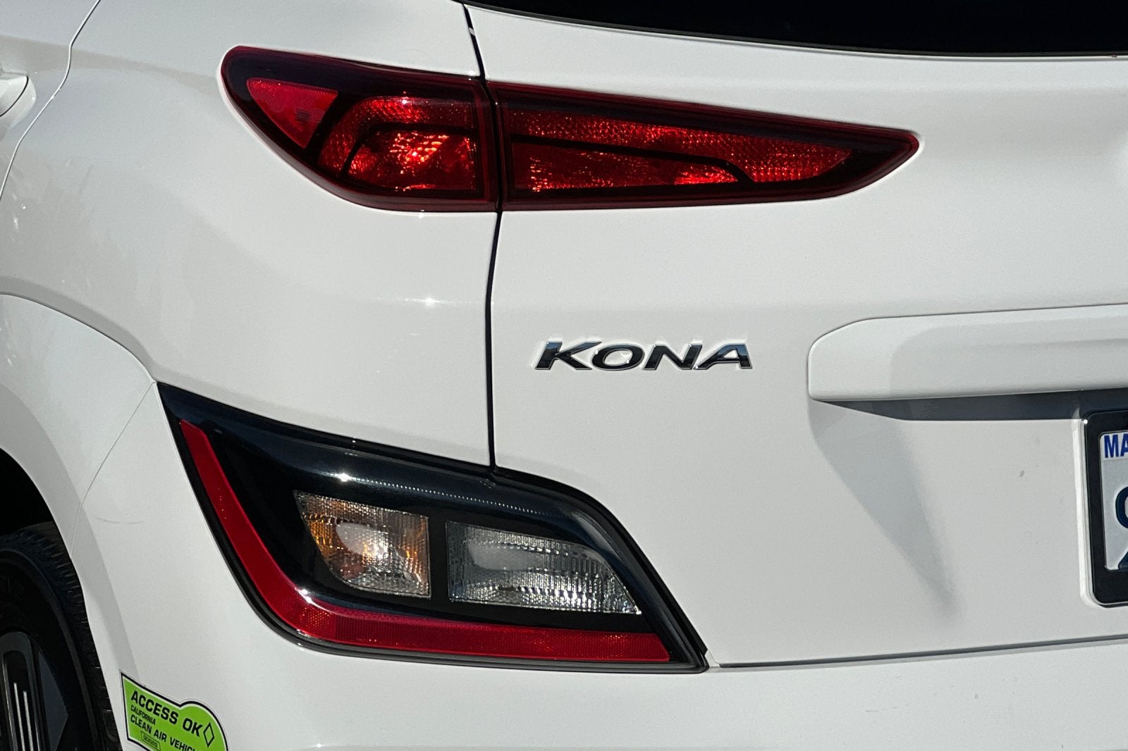 2023 Hyundai KONA ELECTRIC SEL