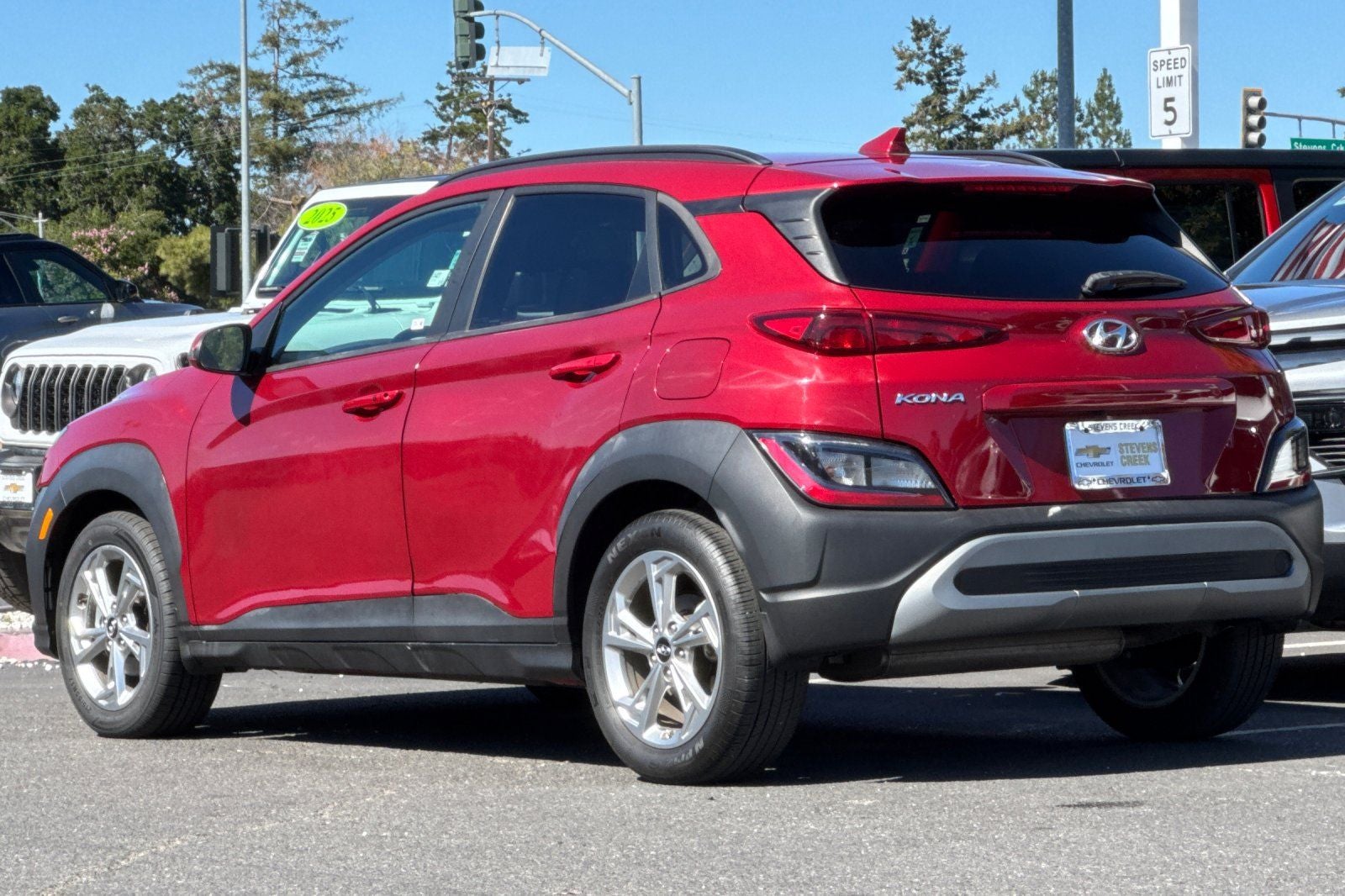 2022 Hyundai KONA SEL