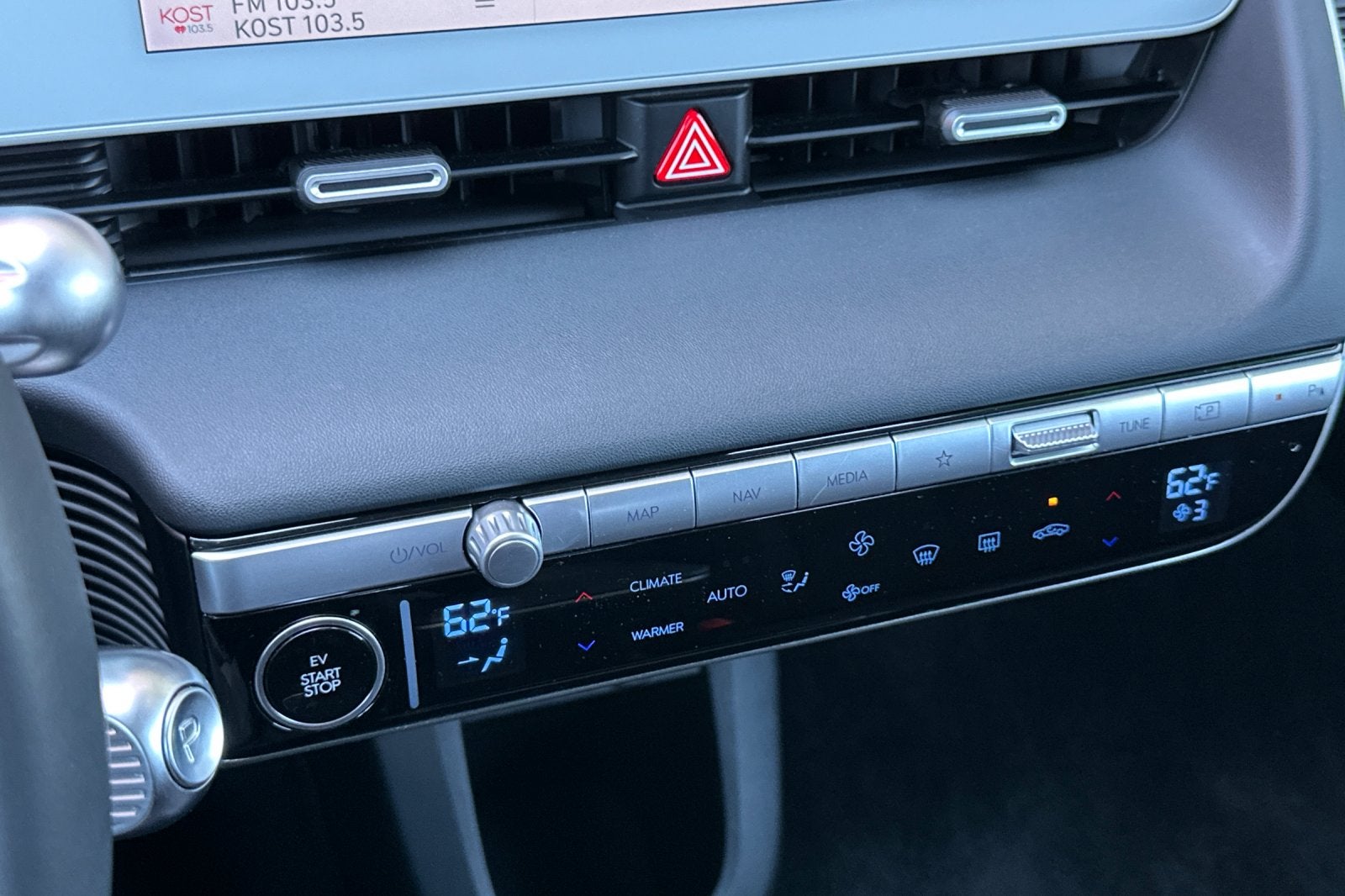2024 Hyundai IONIQ 5 SE Standard Range