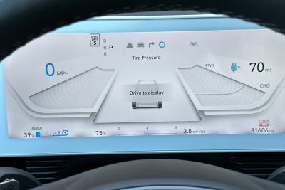 2024 Hyundai IONIQ 5 SE Standard Range