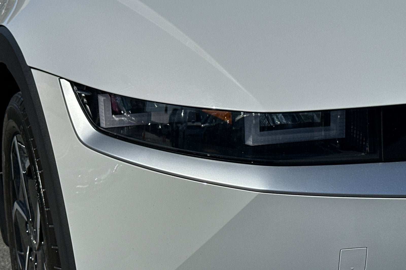 2024 Hyundai IONIQ 5 SE Standard Range