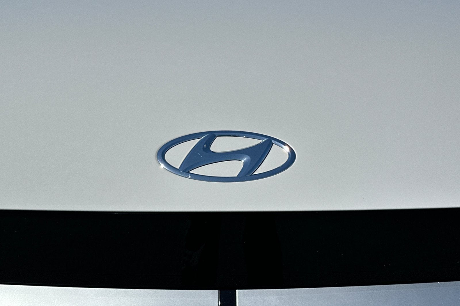 2024 Hyundai IONIQ 5 SE Standard Range