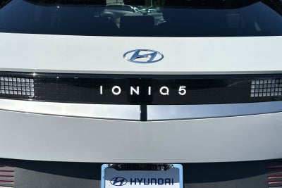 2024 Hyundai IONIQ 5 SE Standard Range