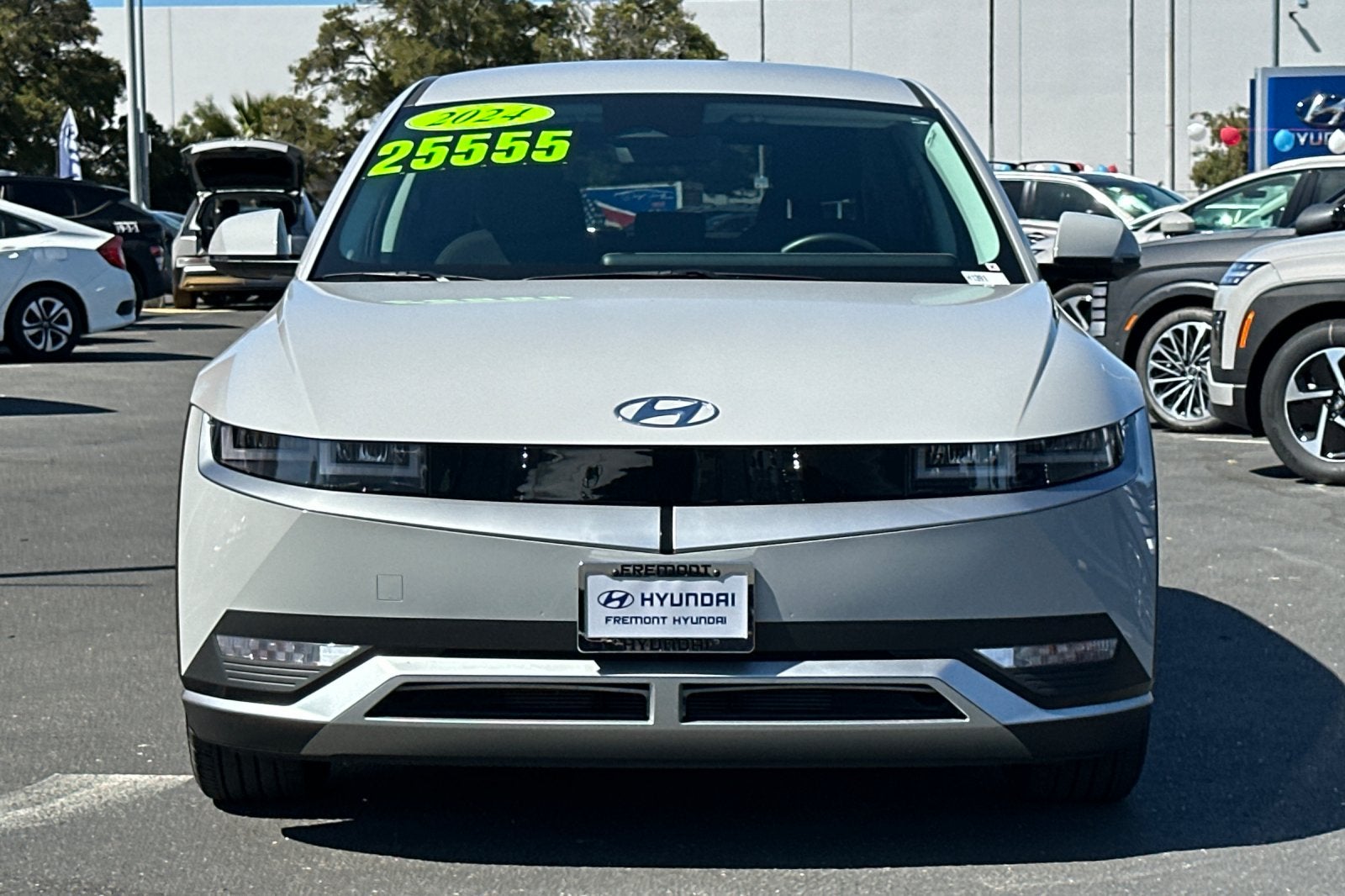 2024 Hyundai IONIQ 5 SE Standard Range