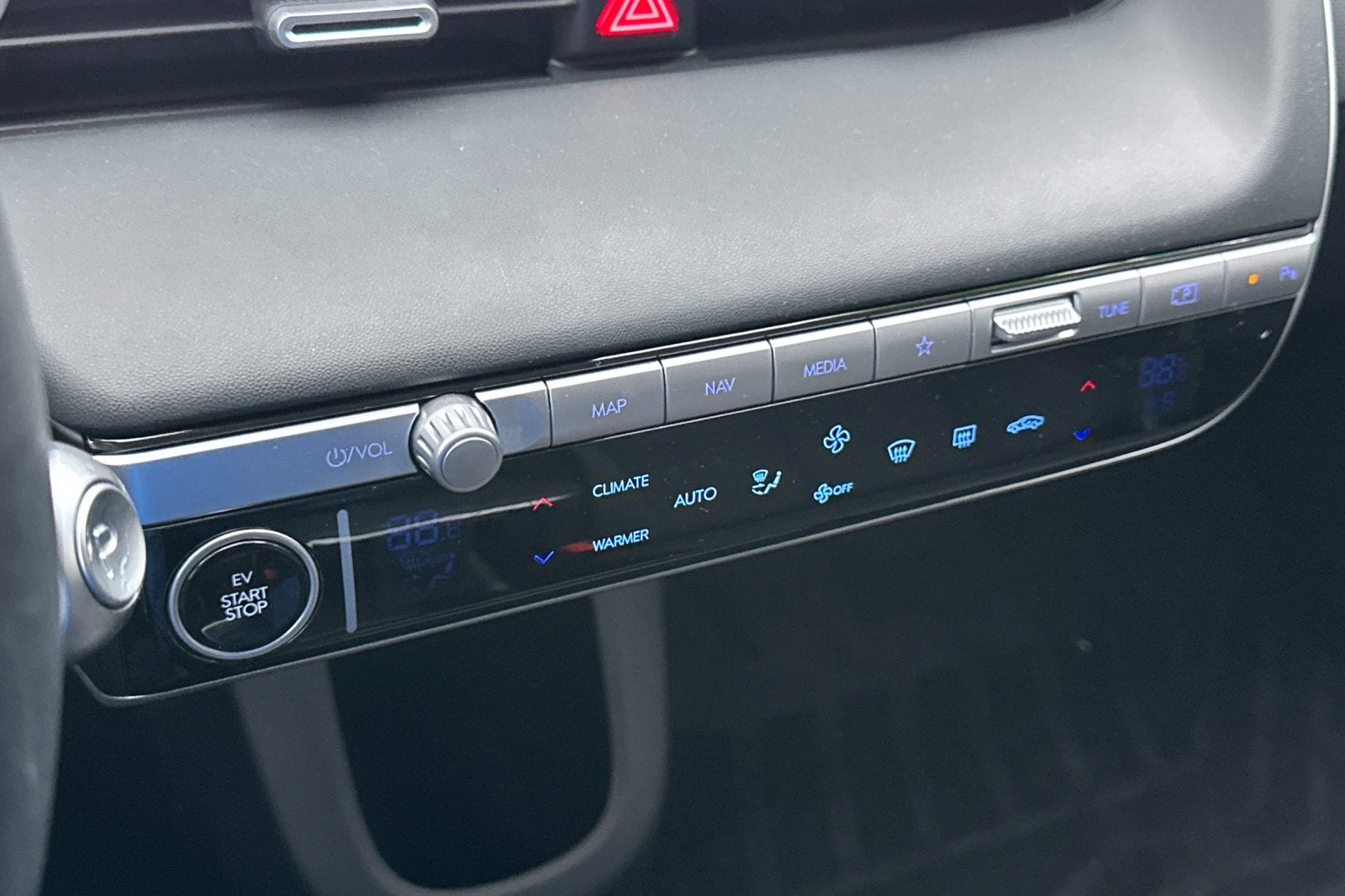 2024 Hyundai IONIQ 5 SE