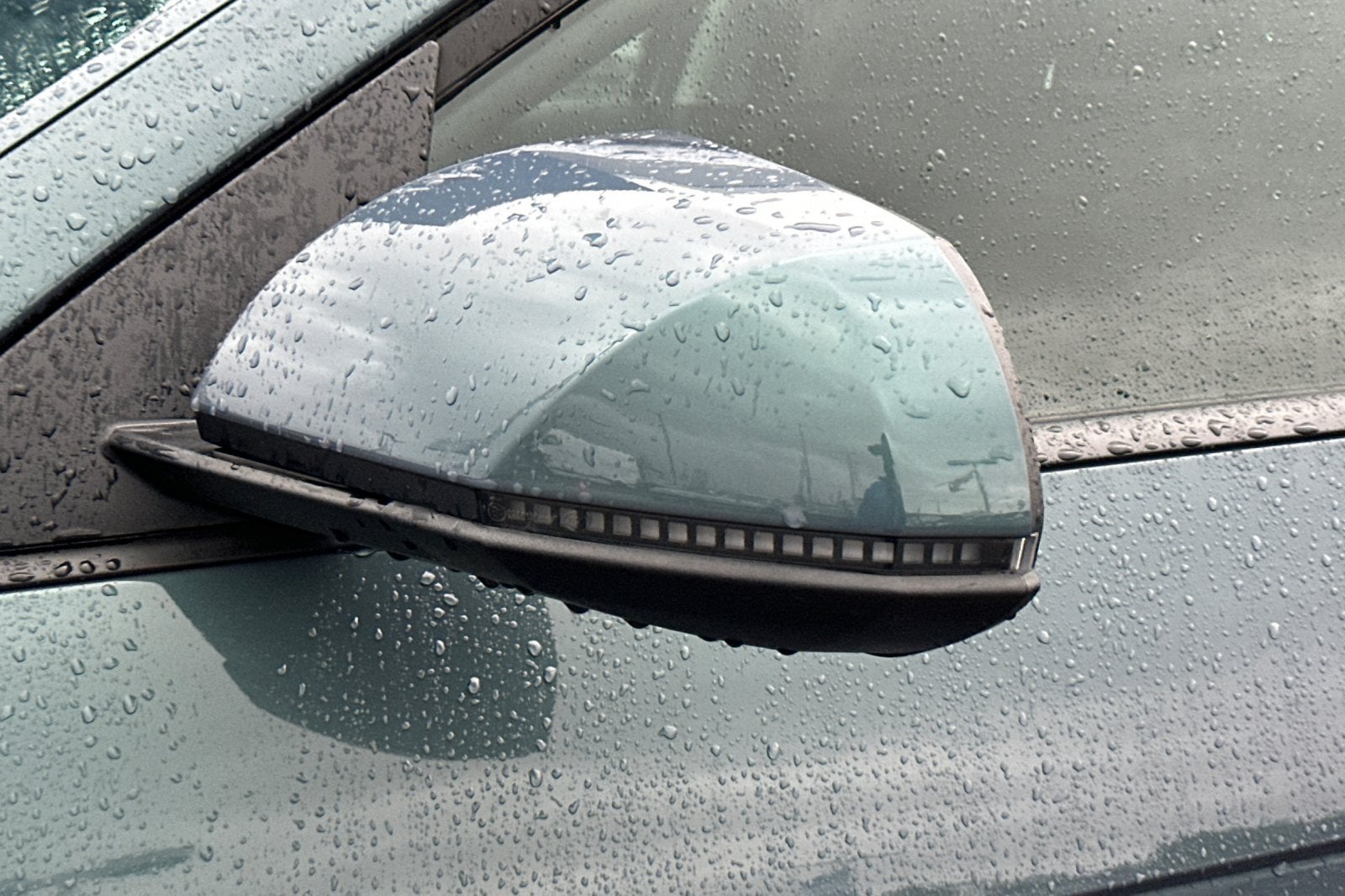 2024 Hyundai IONIQ 5 SE