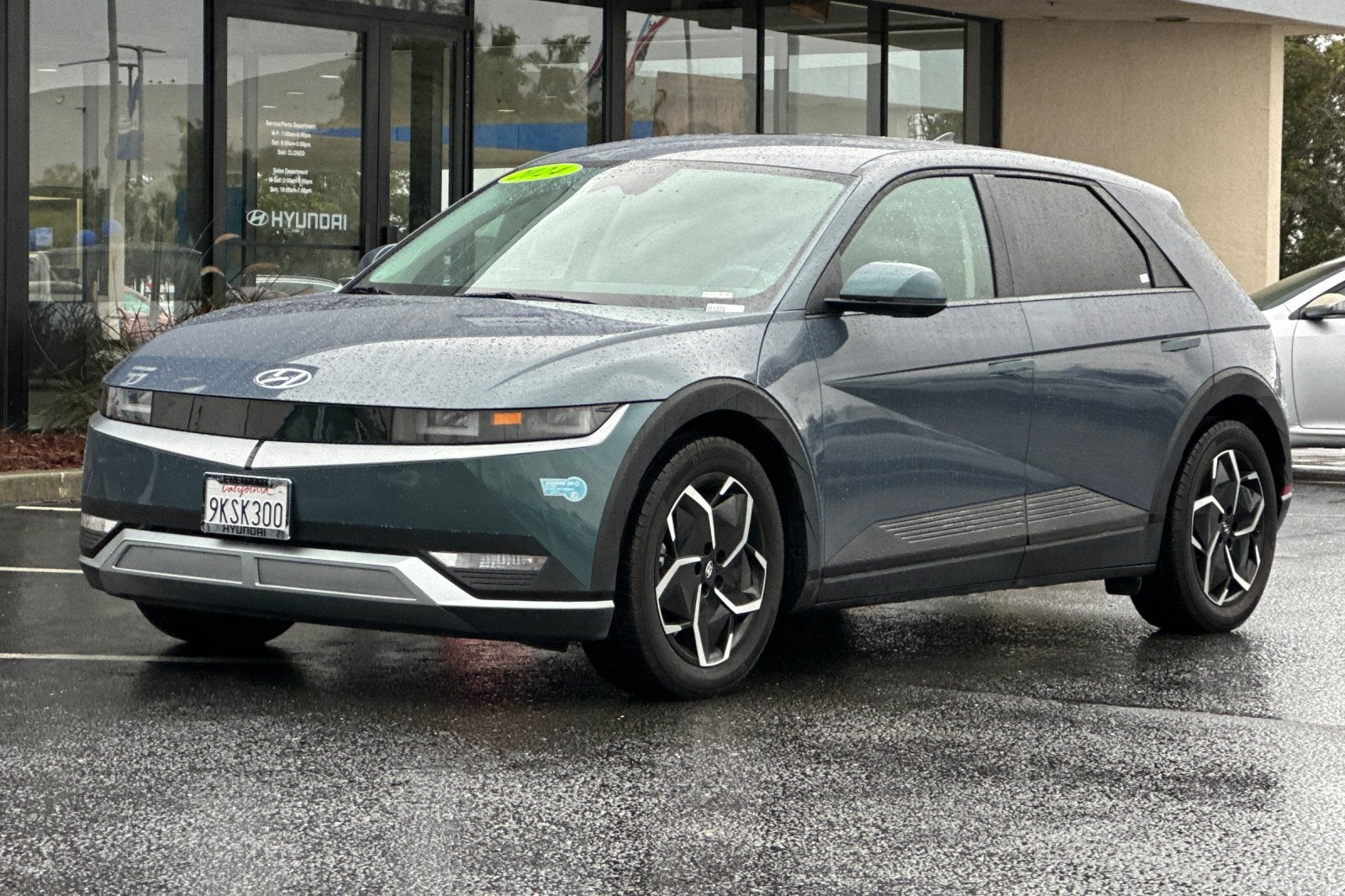 2024 Hyundai IONIQ 5 SE