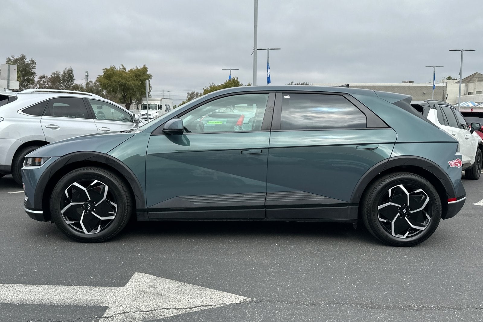 2024 Hyundai IONIQ 5 SEL