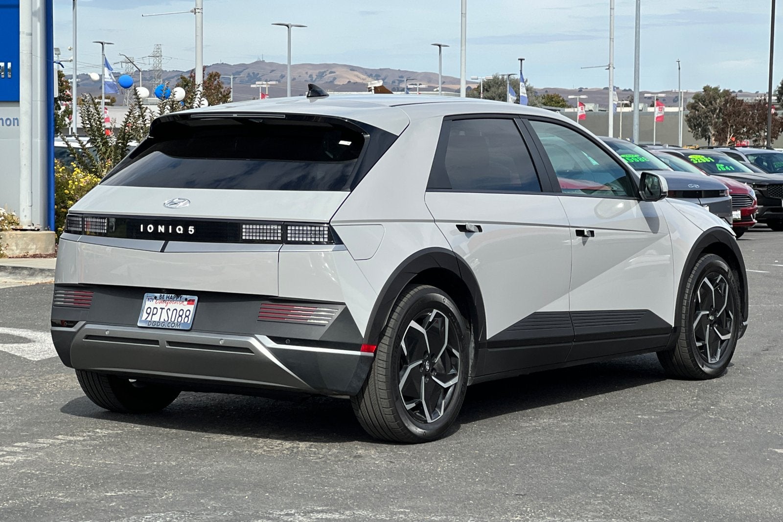2024 Hyundai IONIQ 5 SEL