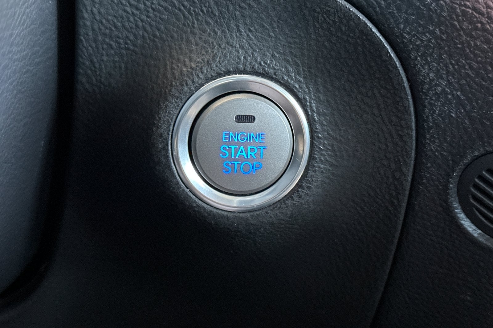 2014 Hyundai GENESIS 3.8 Premium Package