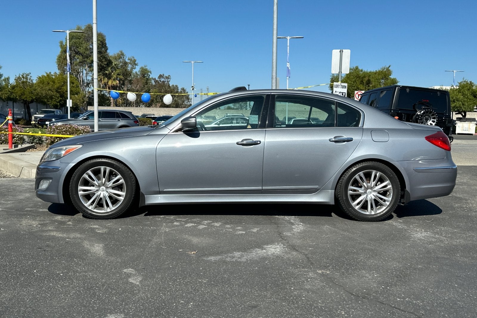 2014 Hyundai GENESIS 3.8 Premium Package