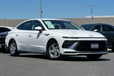 2025 Hyundai SONATA SE