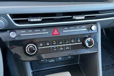 2025 Hyundai SONATA SE