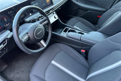 2025 Hyundai SONATA HYBRID SEL