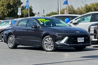 2025 Hyundai SONATA HYBRID SEL