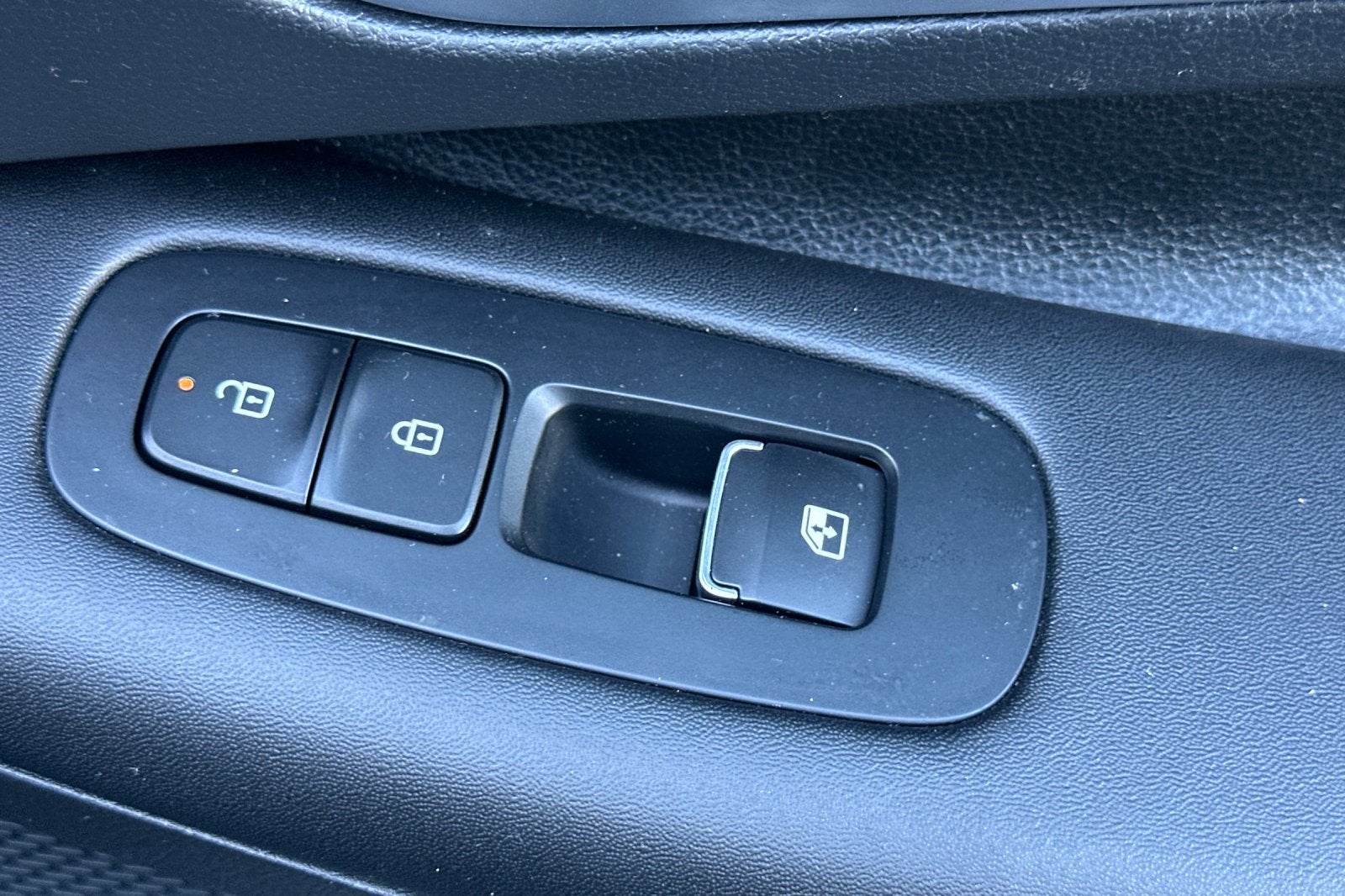 2024 Hyundai SONATA HYBRID SEL