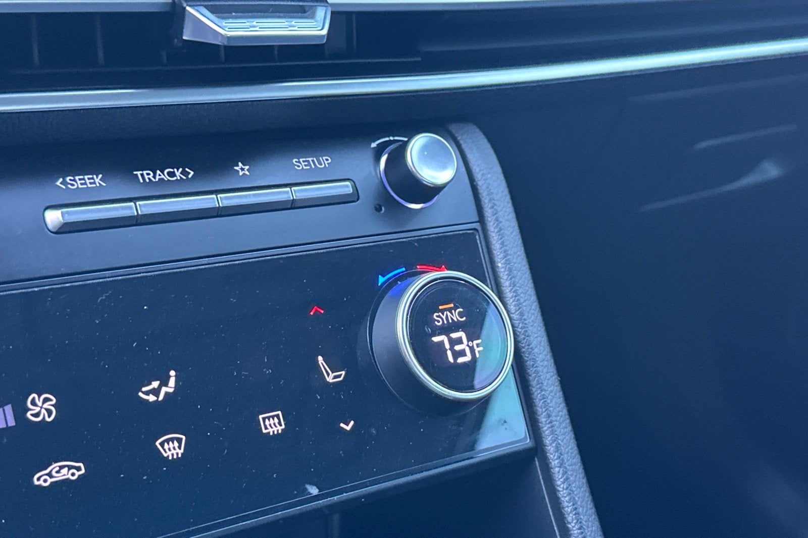 2024 Hyundai SONATA HYBRID SEL