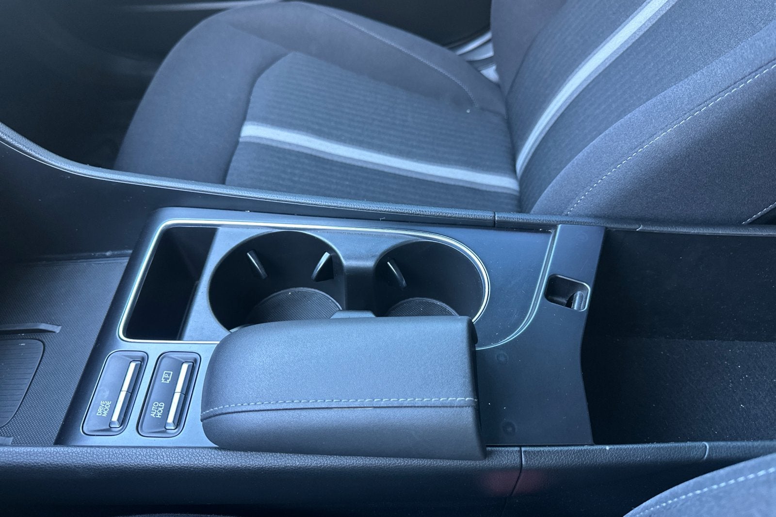 2024 Hyundai SONATA HYBRID SEL