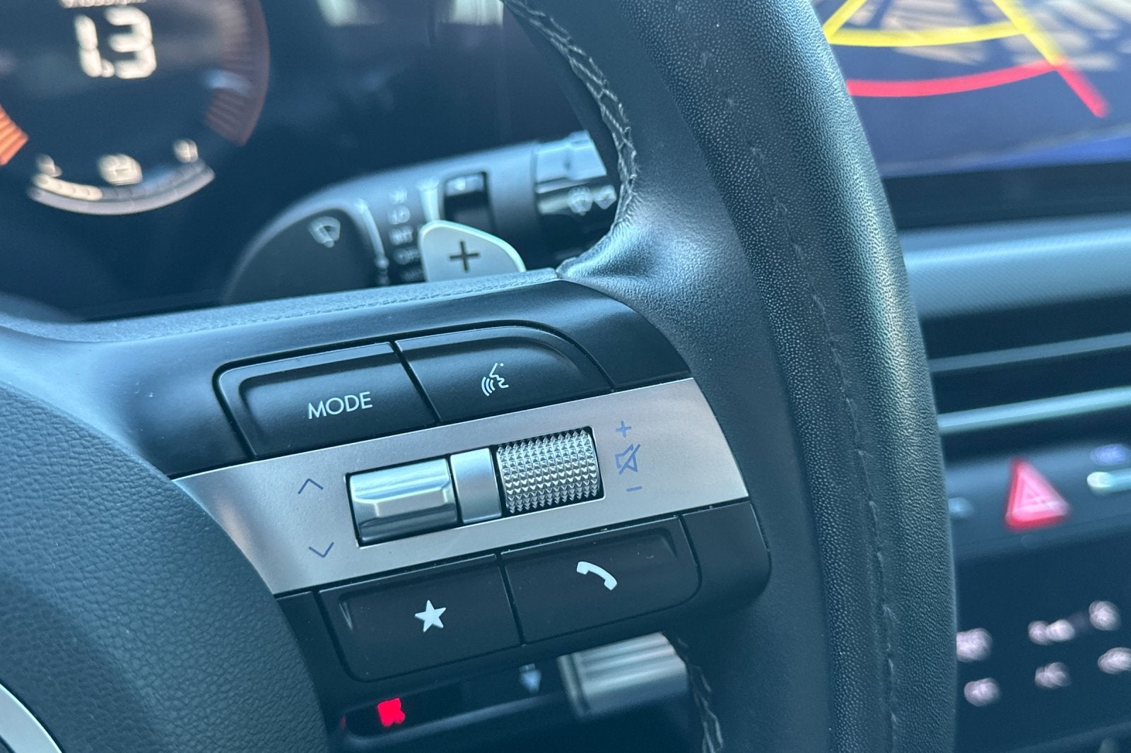 2024 Hyundai SONATA HYBRID SEL