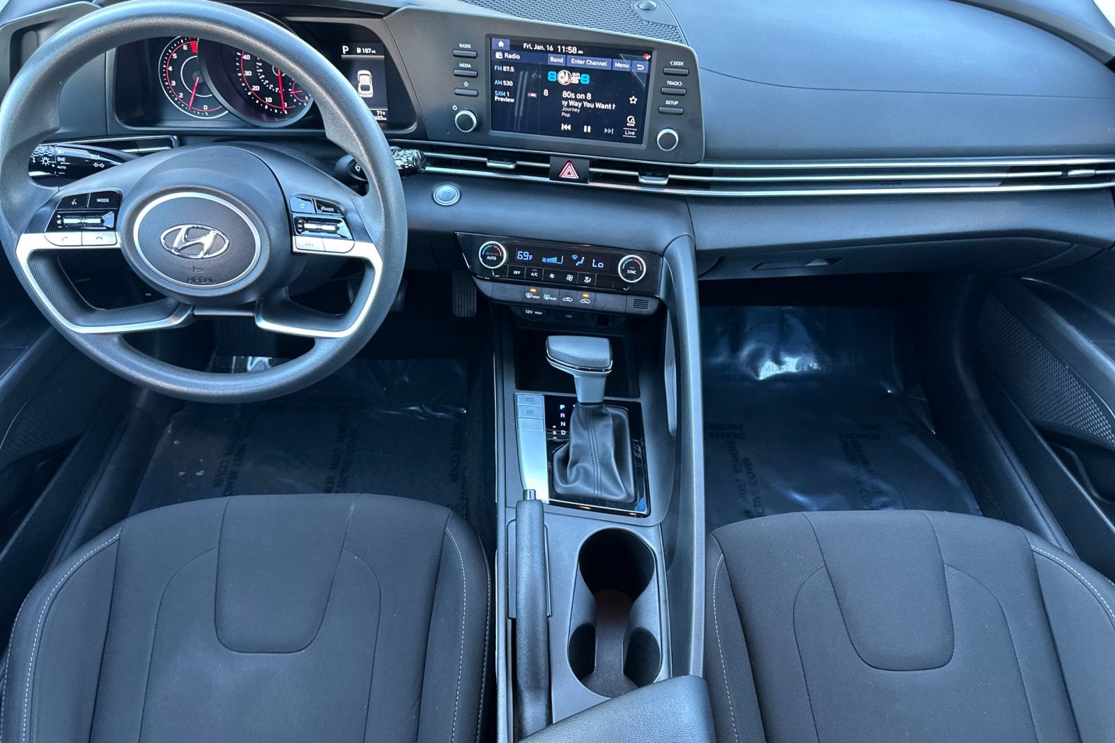 2023 Hyundai ELANTRA SEL