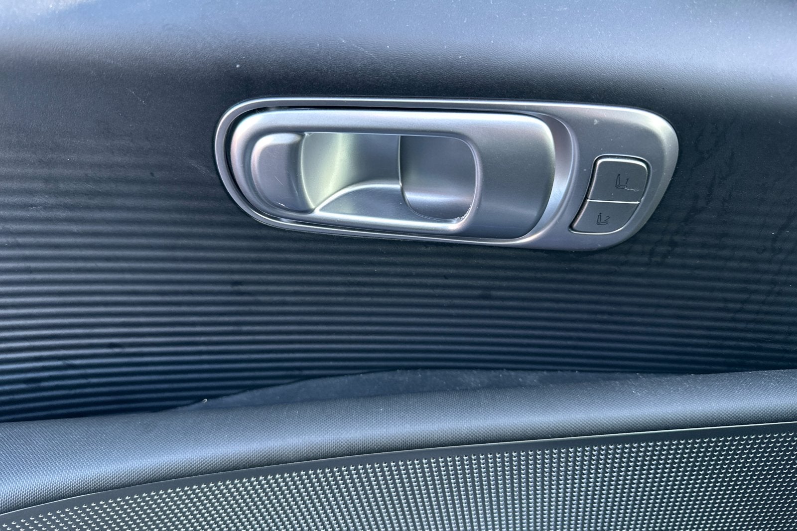 2025 Hyundai IONIQ 6 Limited