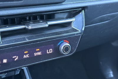 2025 Kia Niro LX