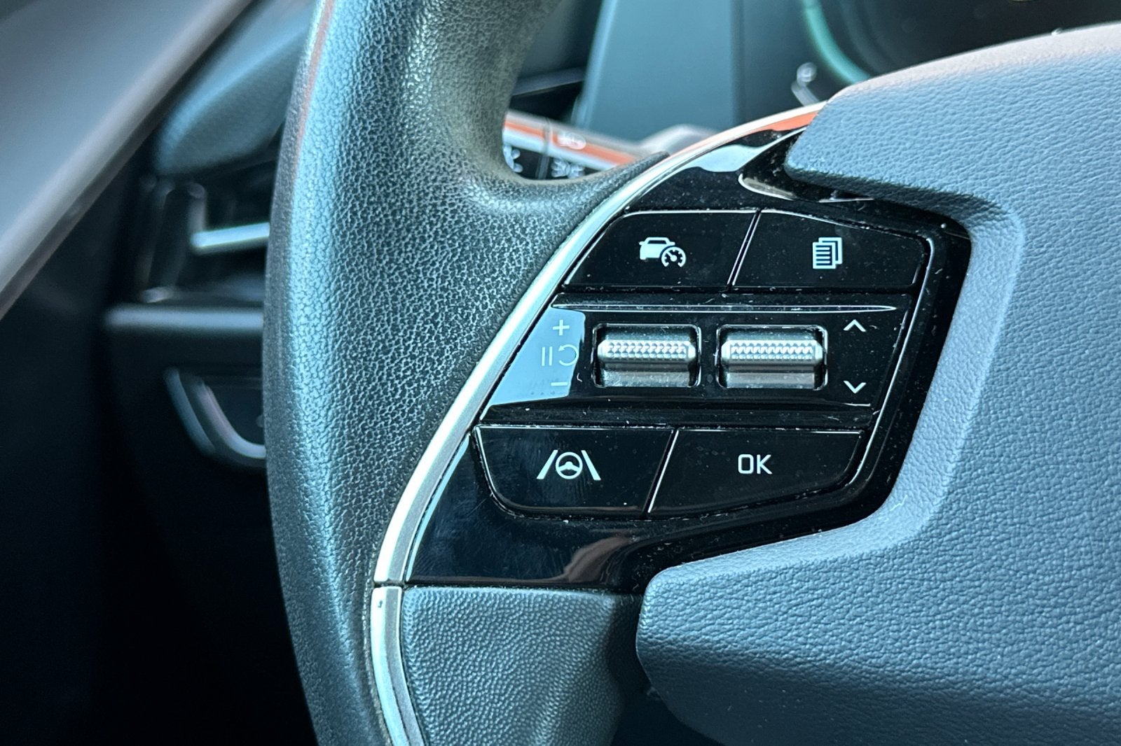 2025 Kia Niro LX
