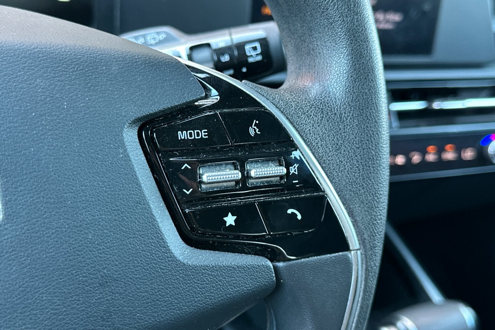 2025 Kia Niro LX