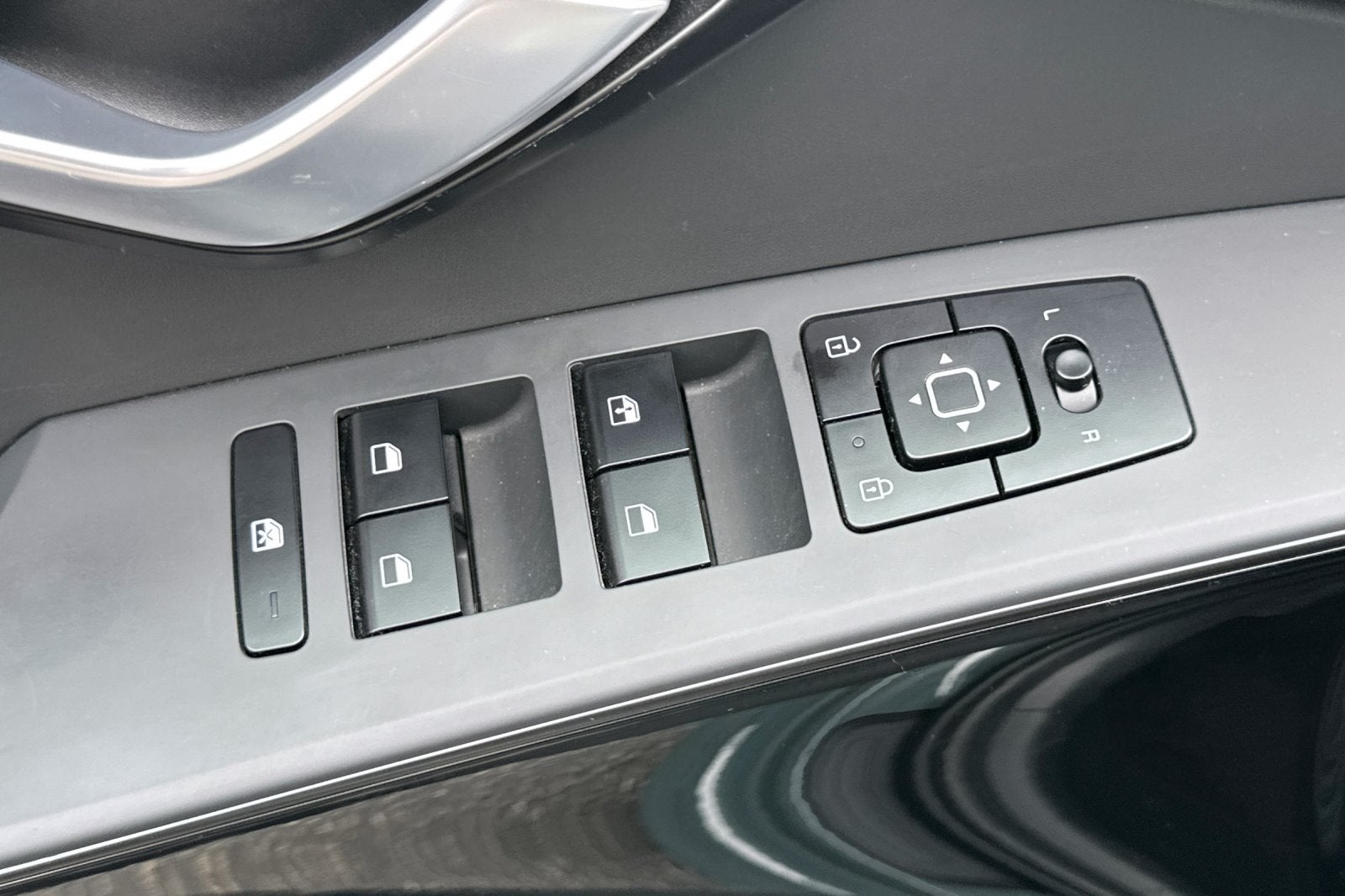2023 Kia Niro EX
