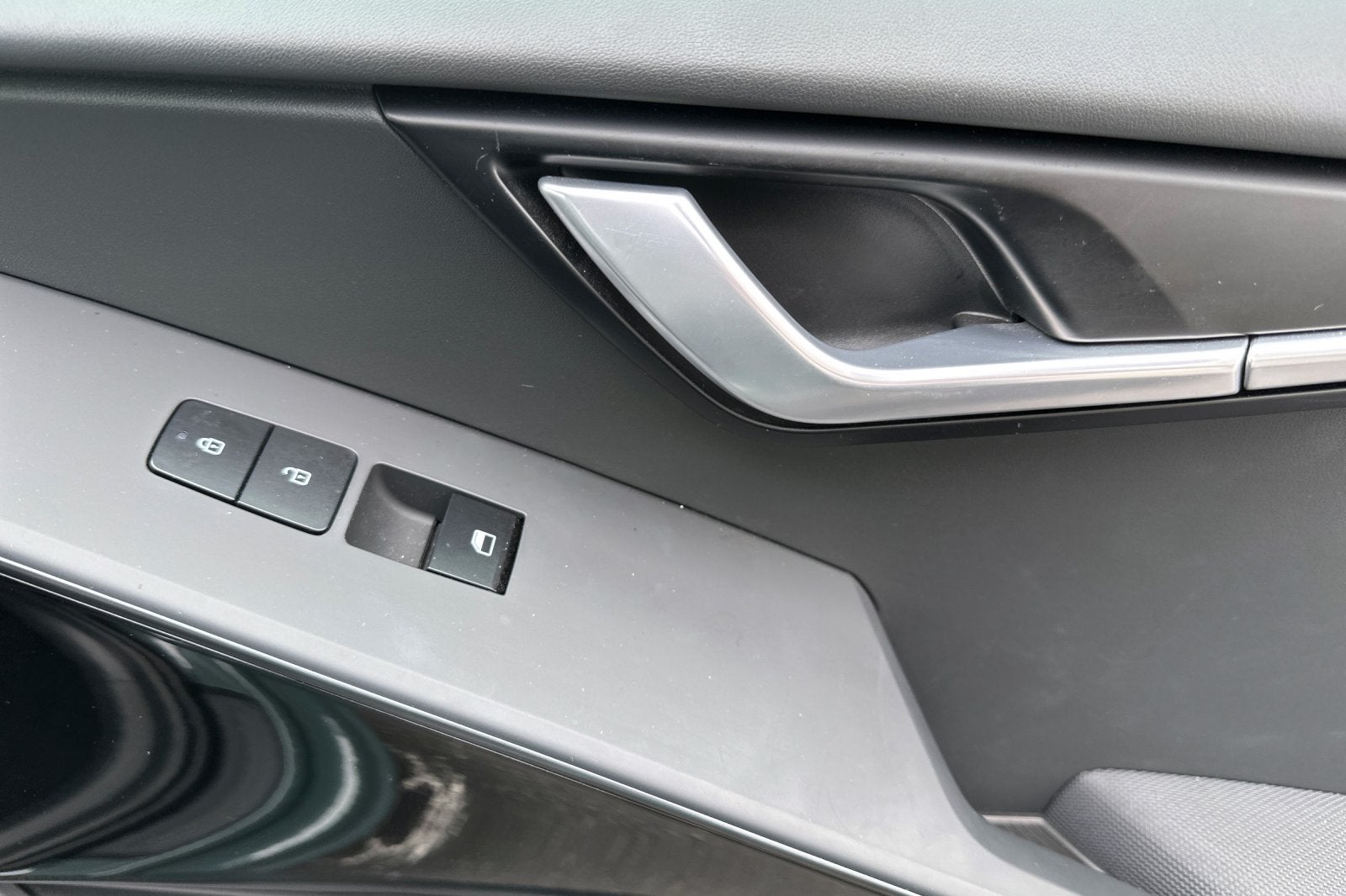 2023 Kia Niro EX