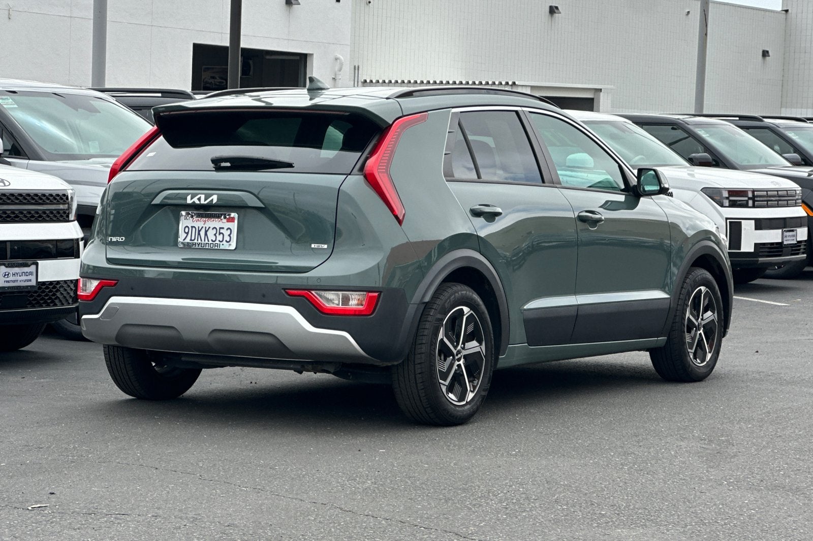2023 Kia Niro EX