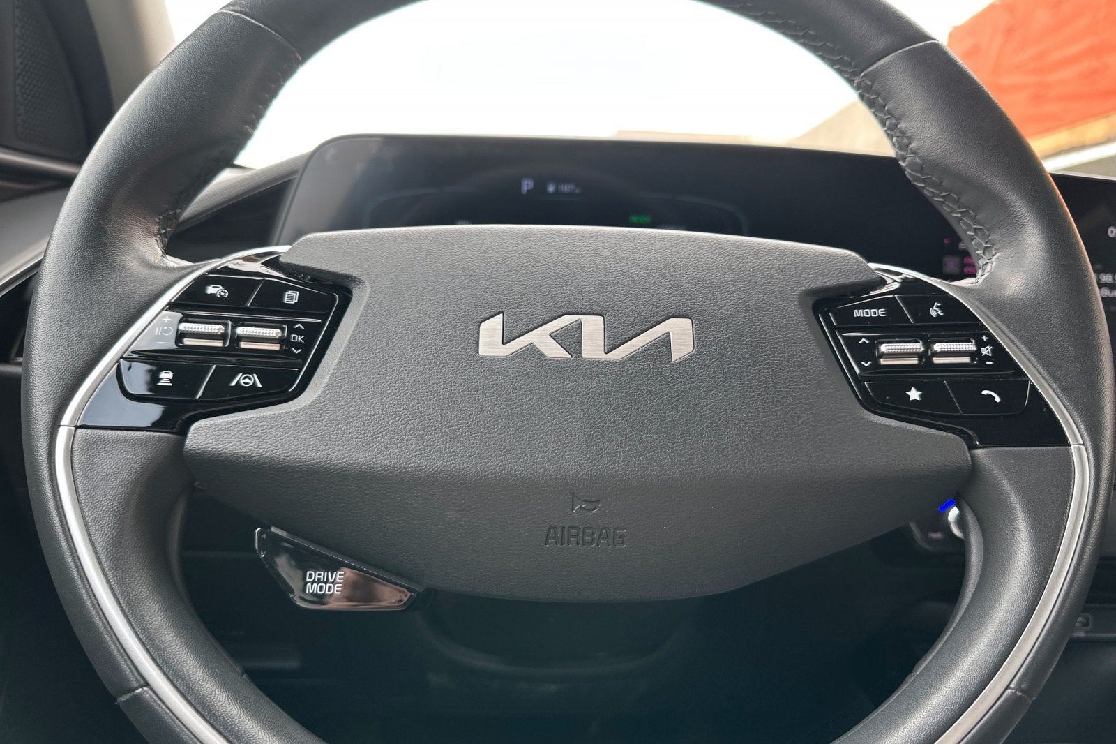 2023 Kia Niro EX