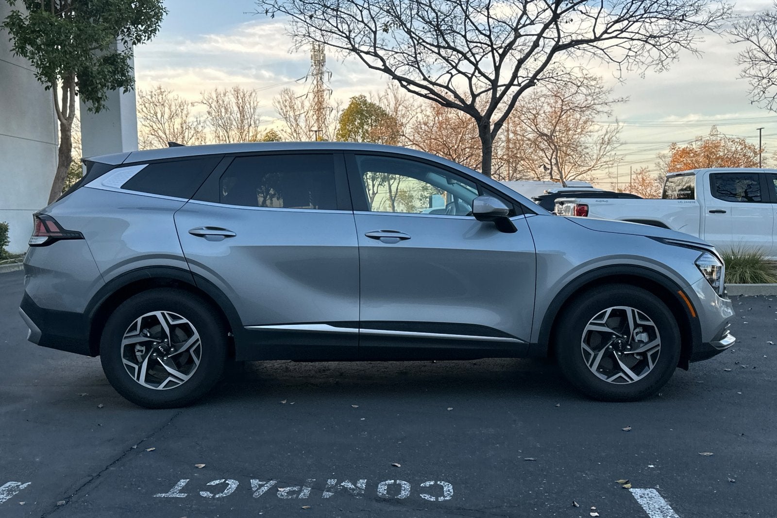 2024 Kia Sportage LX